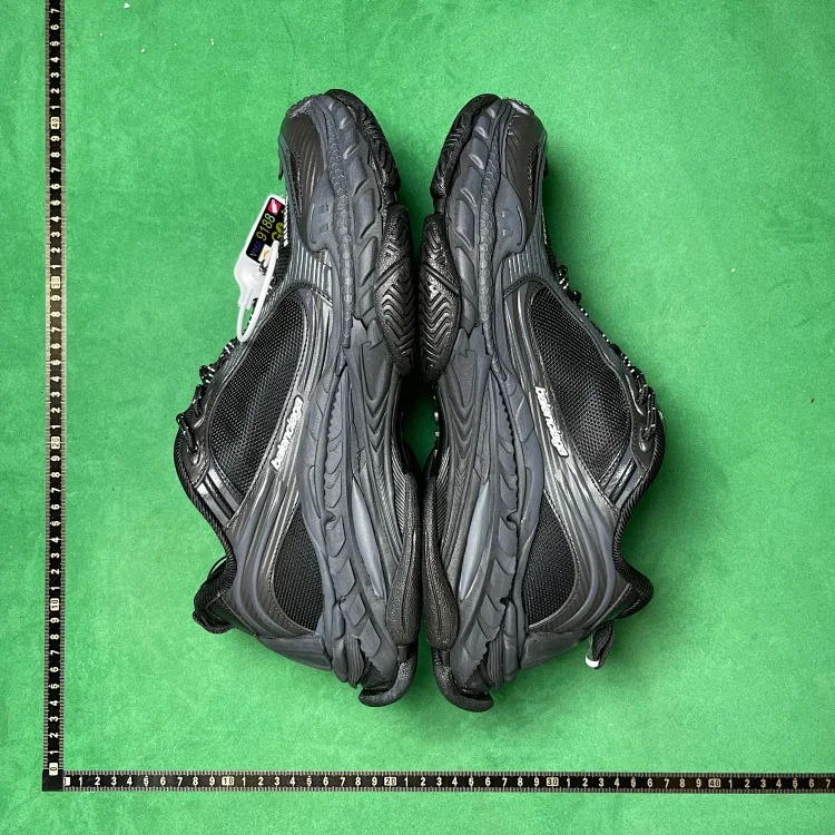 GO distressed printed low-top dad shoes GO5 image 2