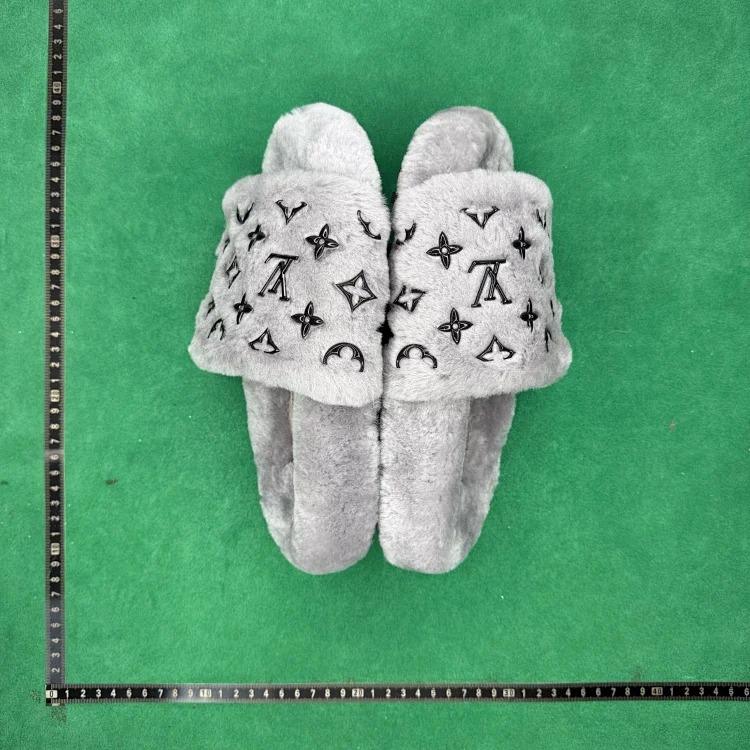 (Customized models are shipped within 3-7 days and are non-returnable and non-exchangeable) TT2 fully printed non-slip and wear-resistant slippers image 2