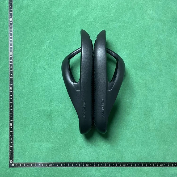 4BD 5601 series anti-slip and wear-resistant flip-flops