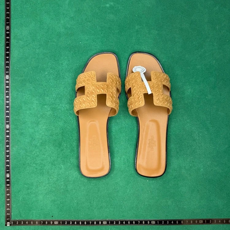 TT one-line cool fashion slippers TT8 image 2