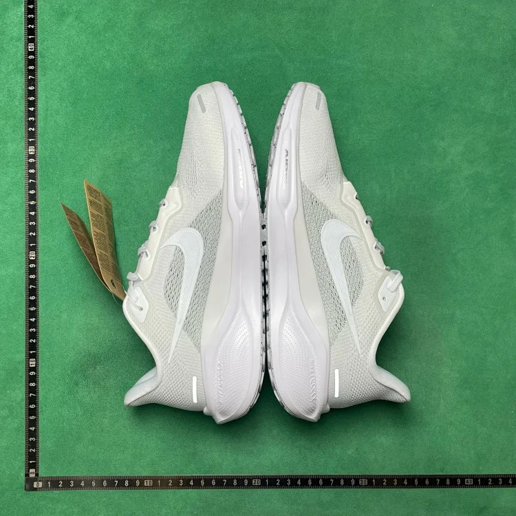 T2D comfortable sports shock-absorbing breathable low-cut running shoes image 3