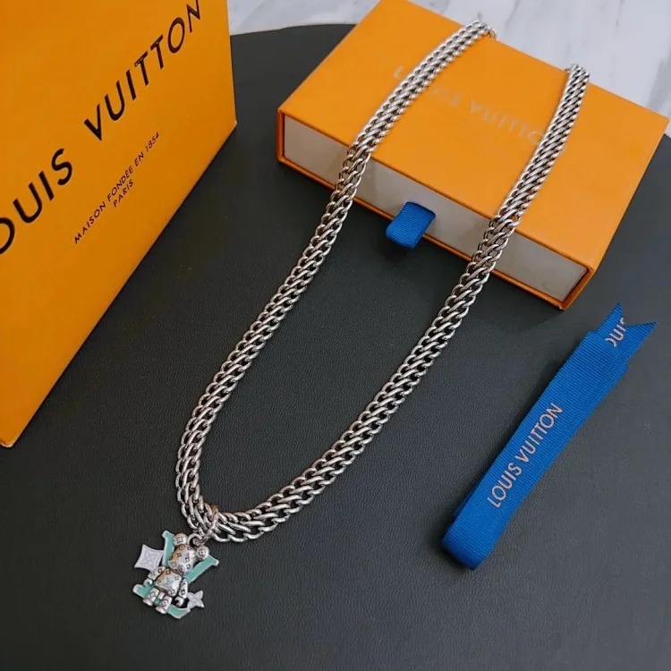 ¥235-245 New fashion trend necklace