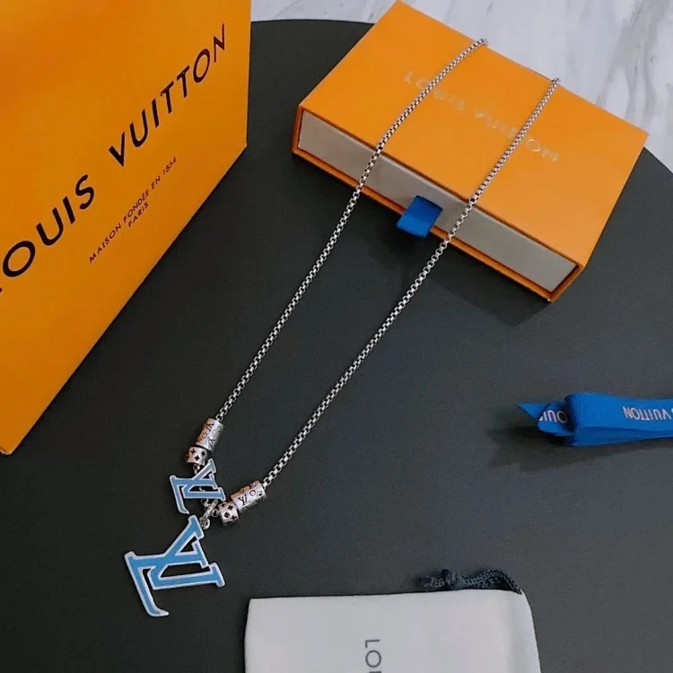 ¥235-245 New fashion trend necklace