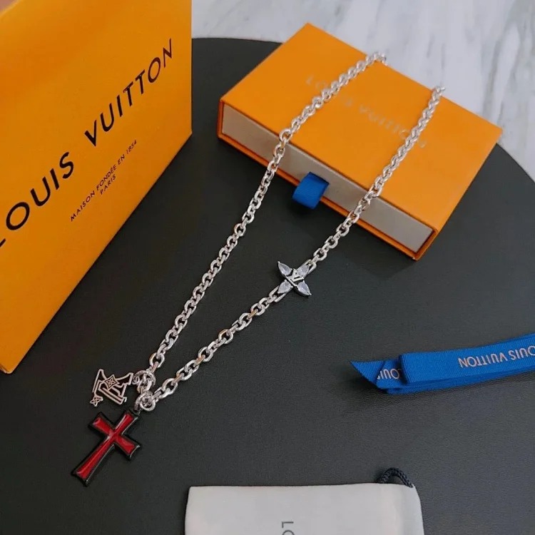 ¥235-245 New fashion trend necklace