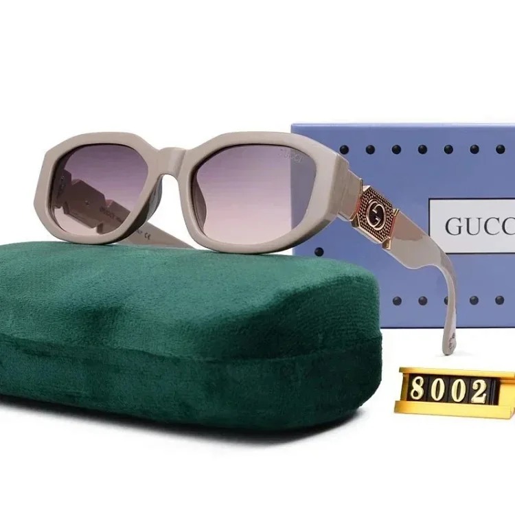 Fashionable sunglasses 012