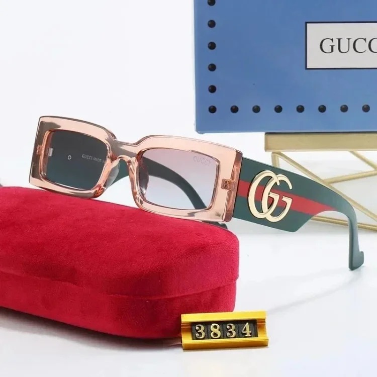 Fashionable sunglasses 012