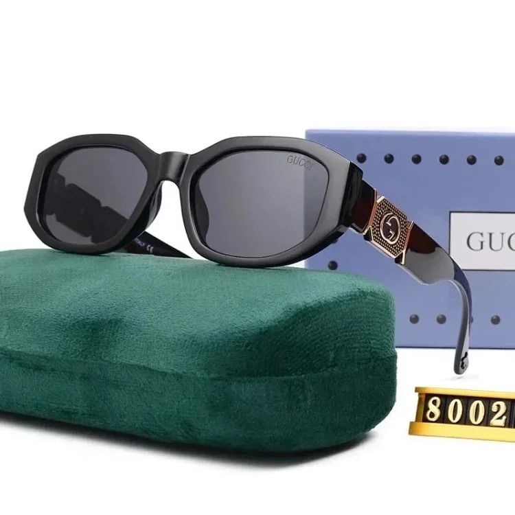 Fashionable sunglasses 012