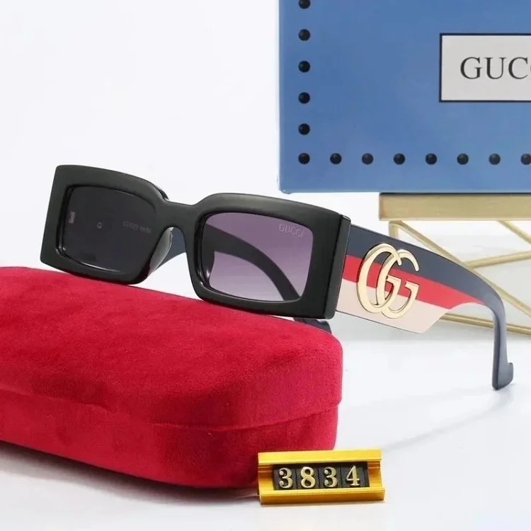 Fashionable sunglasses 012