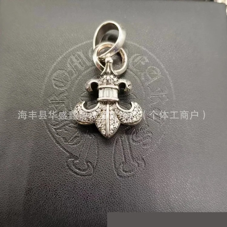 Crow European and American retro sword angel brand hip-hop sword cross pendant jewelry for men and women same style copper wholesale