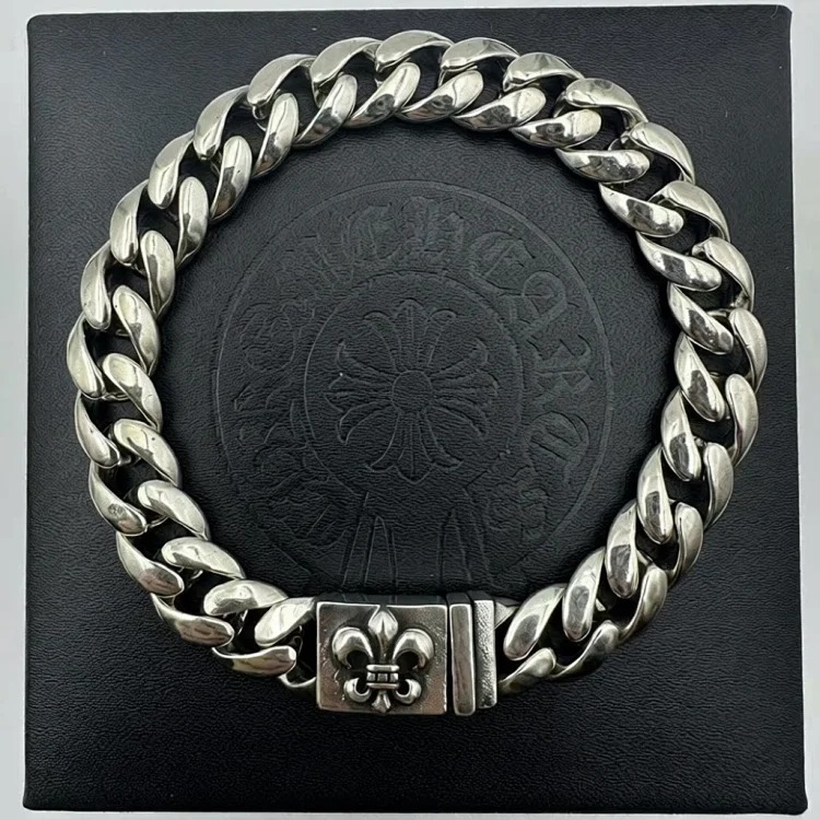 Chrome Hearts
