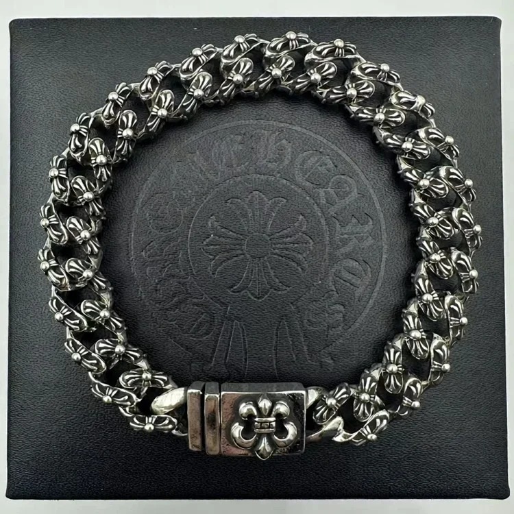 Chrome Hearts