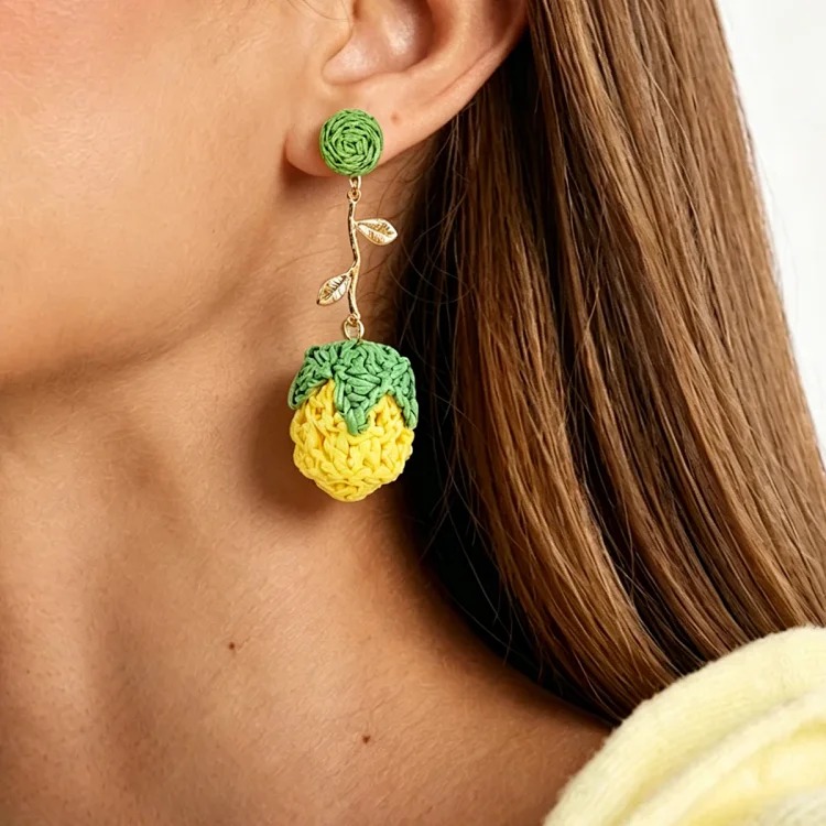 E14816 Bohemian hand-woven raffia flower earrings sweet floral jewelry holiday style accessories for women