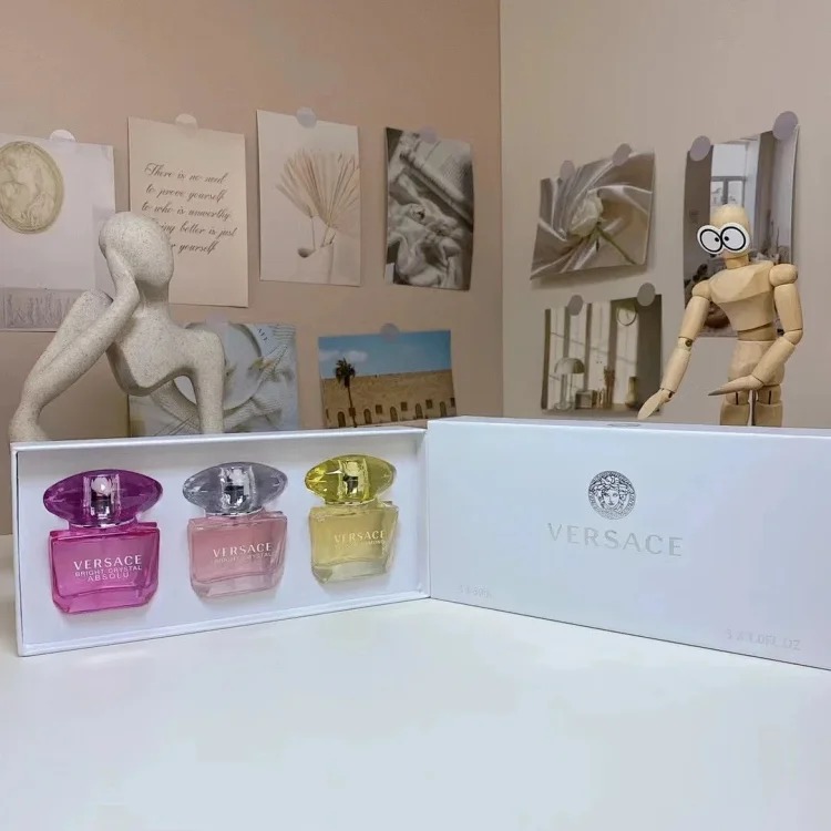 Fashionable and Popular Perfume Set (P-0103)