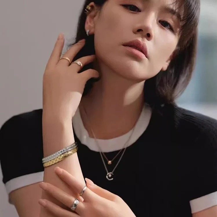 Xiaoxiangfeng coco rhombus diamond bracelet Seiko CNC plated 18k rose gold light luxury niche high-end bracelet