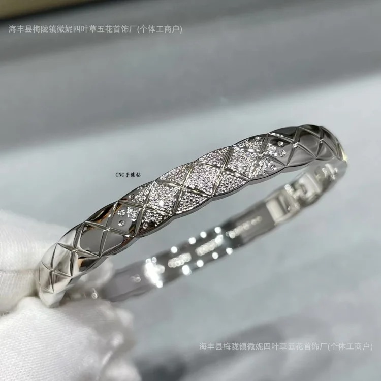 Xiaoxiangfeng coco rhombus diamond bracelet Seiko CNC plated 18k rose gold light luxury niche high-end bracelet