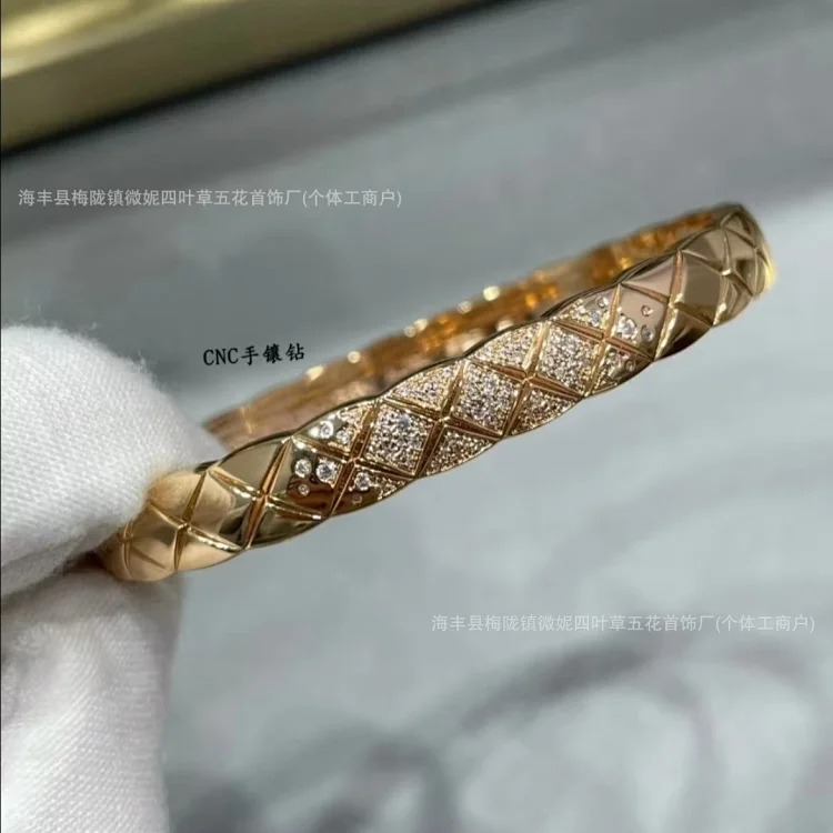 Xiaoxiangfeng coco rhombus diamond bracelet Seiko CNC plated 18k rose gold light luxury niche high-end bracelet