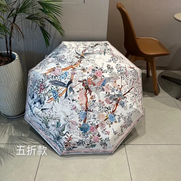 D's new 50% off sunny and rainy umbrella Internet celebrity mini anti-UV sunscreen pocket gift umbrella