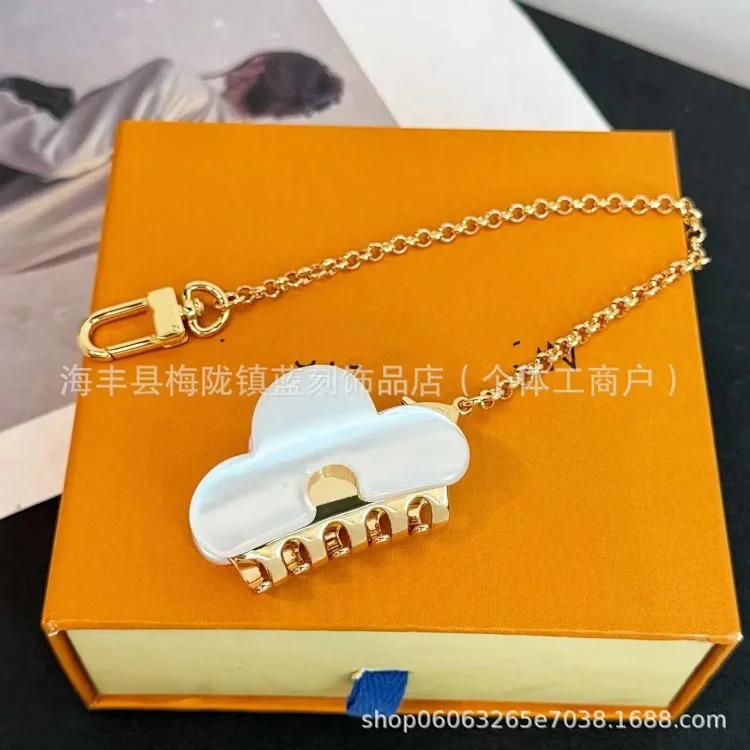 Acetate metal gripper pendant 2025 new printed shark clip pendant high-end bag small pendant