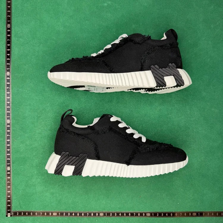Round toe letter logo low top lifestyle casual shoes TT8 image 6