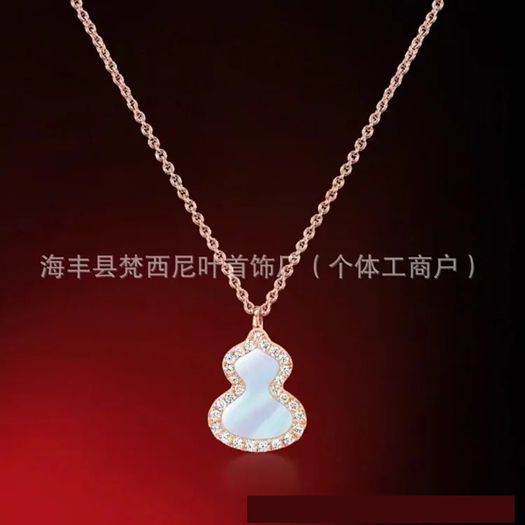 Gucci High unicorn gourd necklace sterling silver double gourd red agate white mother-of-pearl necklace one piece drop shipping live supply