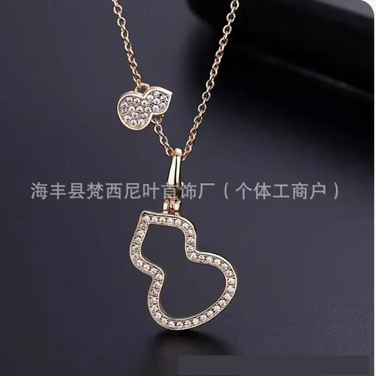 Gucci High unicorn gourd necklace sterling silver double gourd red agate white mother-of-pearl necklace one piece drop shipping live supply