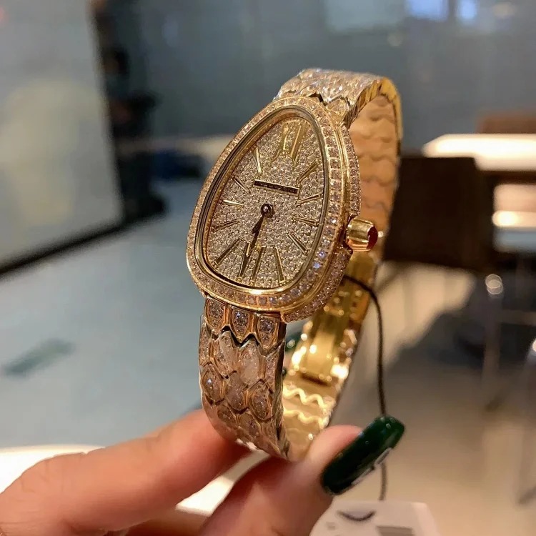 ￥680-980 Fashionable and versatile watches image 3