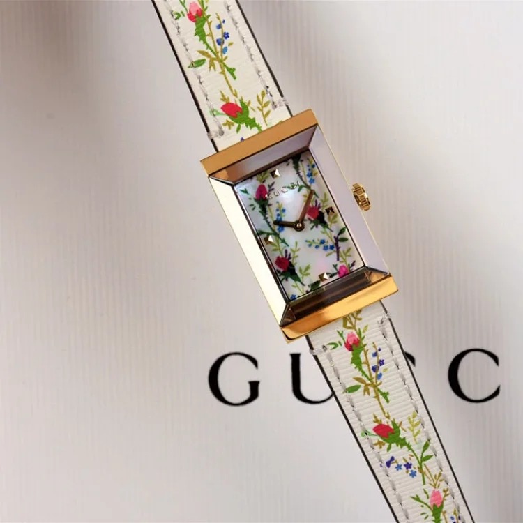 Popular items are in stock (GU Home) New model, the G-Frame watch uses floral patterns as the surface of women’s watches ✨✨