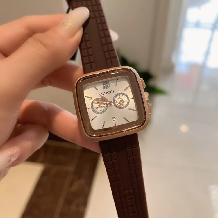 Trendy products - Gu Chi Shang Xin slightly, individual square shape, fashionable and elegant, full of coolness