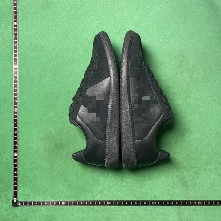 Dexun sports low-top fashion sneakers B3D