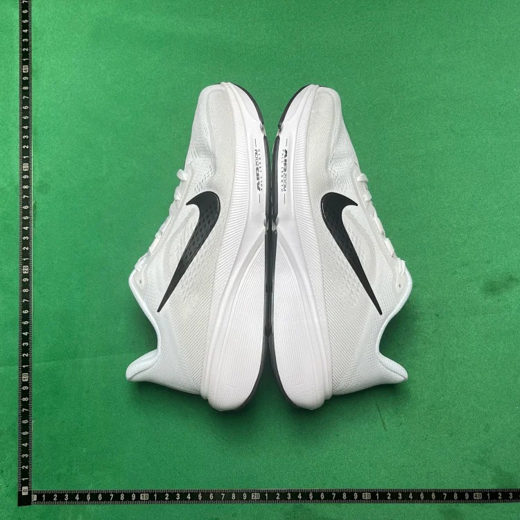 Comfortable fit, breathable and resilient running shoes B0D image 6