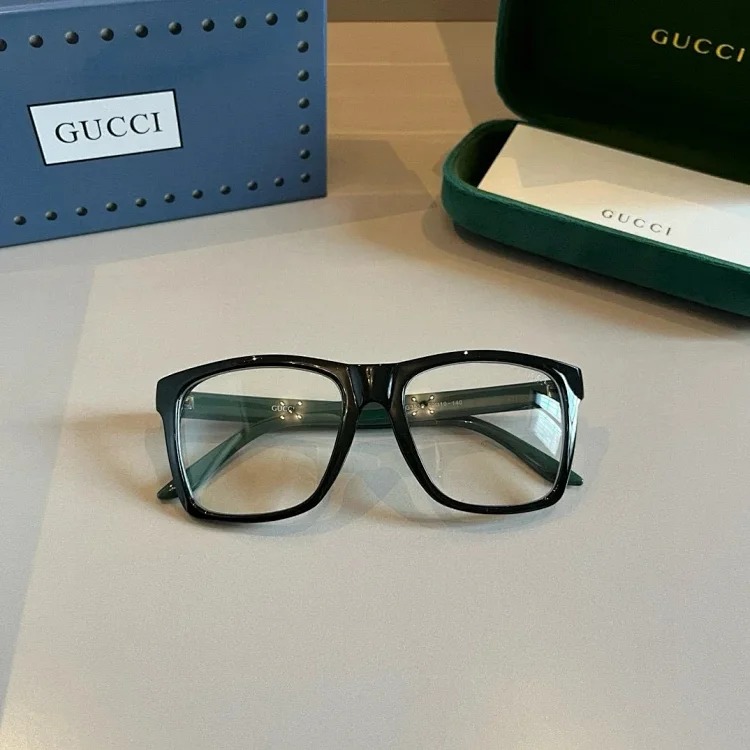 Stylish glasses 06