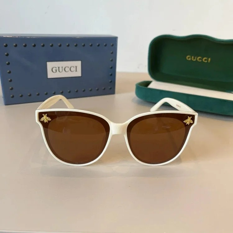 Stylish glasses 06