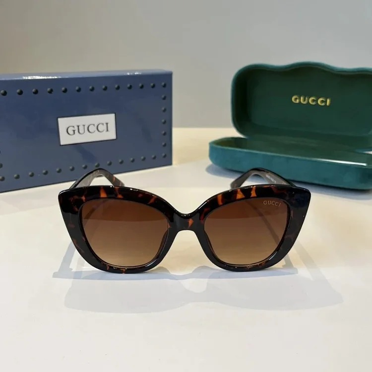 Stylish glasses 06