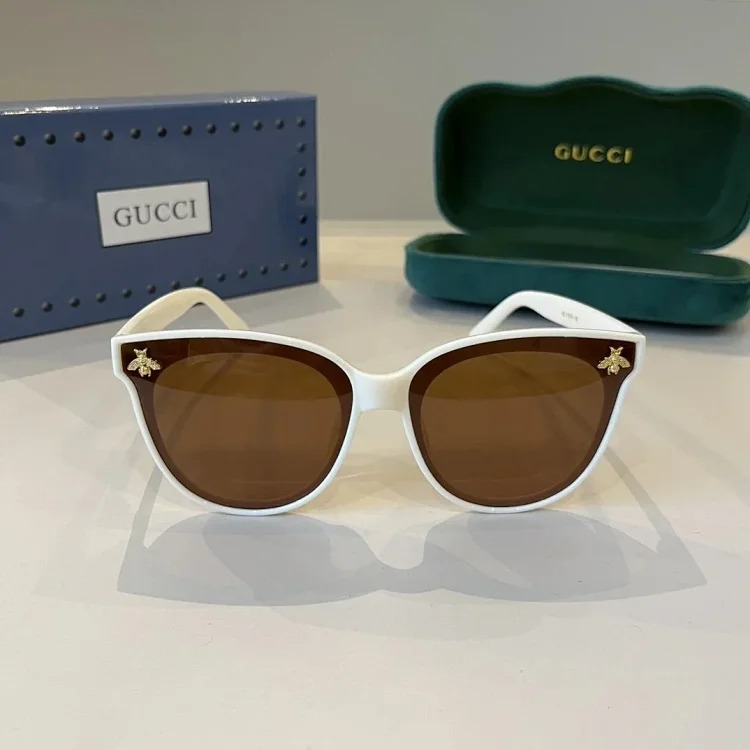 Stylish glasses 06