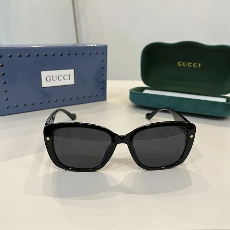 Stylish glasses 06