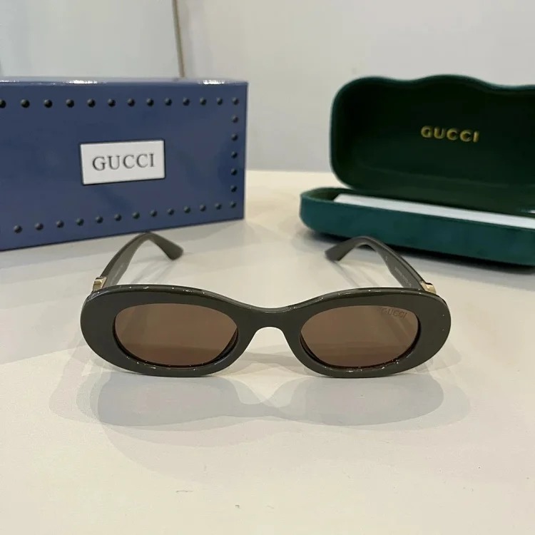 Stylish glasses 06