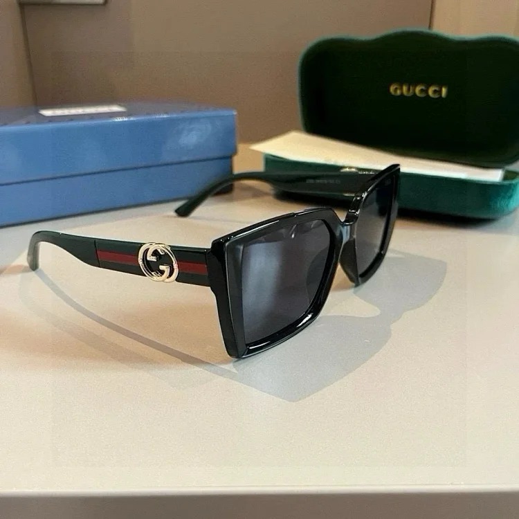 Stylish glasses 06