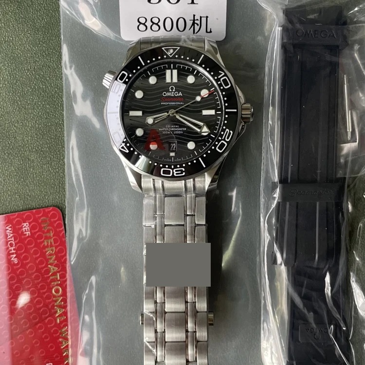 Apple Watch (1708) (extra charge for watch strap, please contact customer service)