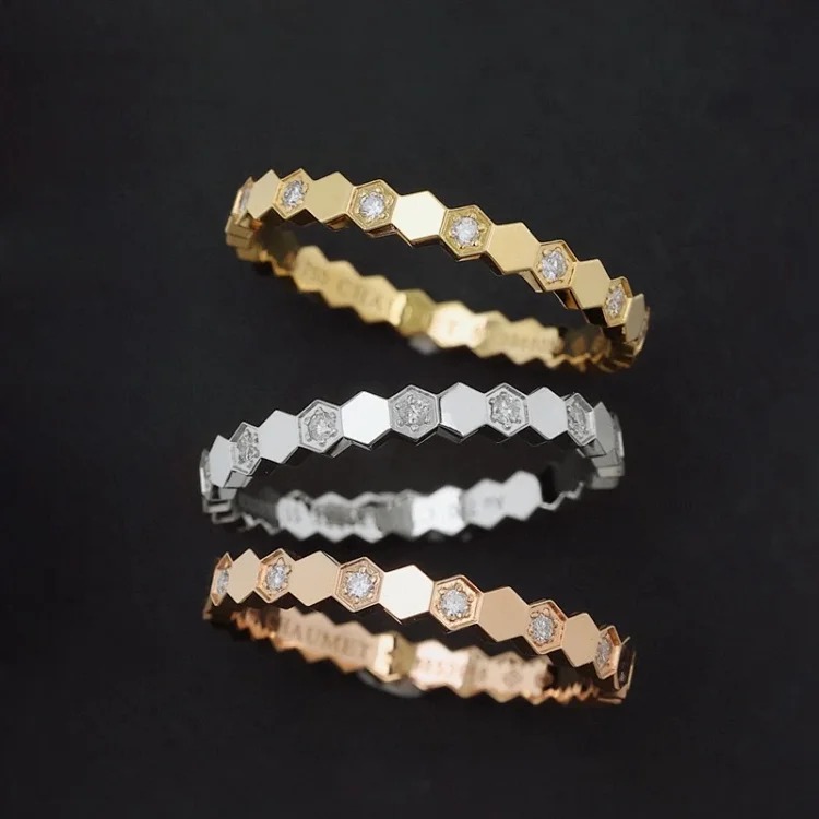 V gold honeycomb ring patchwork ring
