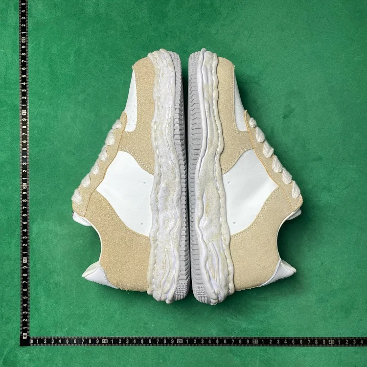 Versatile round toe low top lifestyle casual shoes B9D
