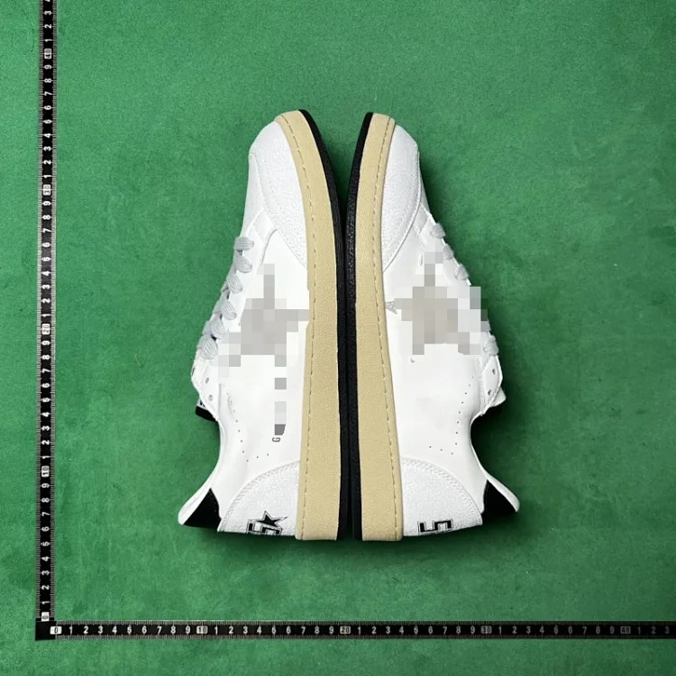 Comfortable and versatile low-top fashion sneakers B2D