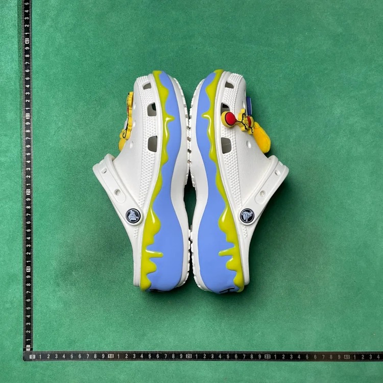 Round toe platform clogs B0D image 3