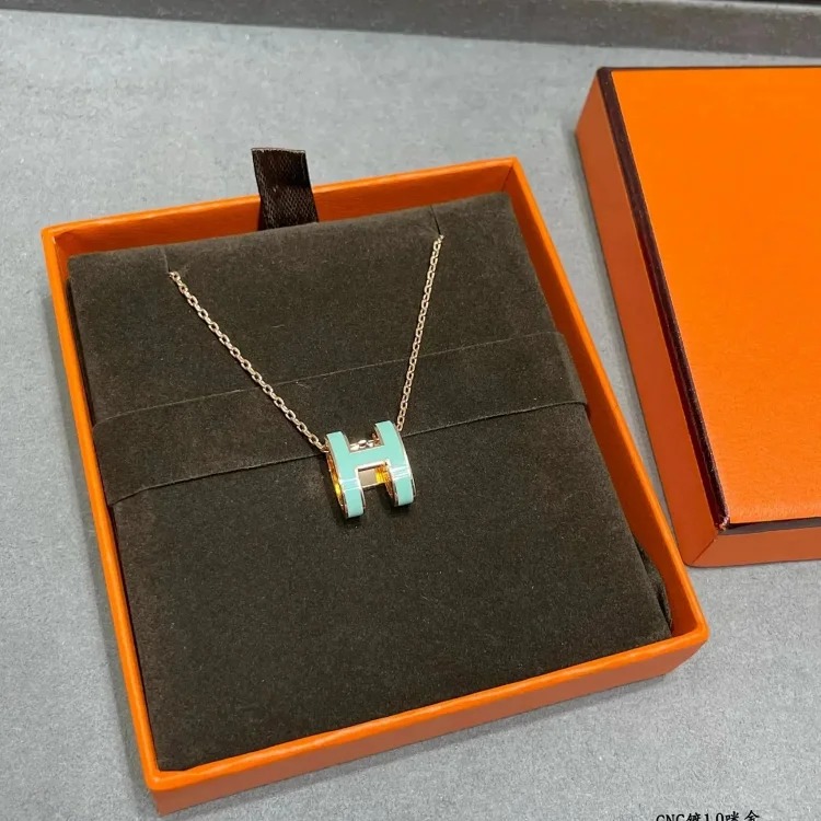 ZW-1 Decorate your life with jewelry to keep your happiness from fading. (Hrmès) (With gift box packaging) REPspreadsheet.help image 2
