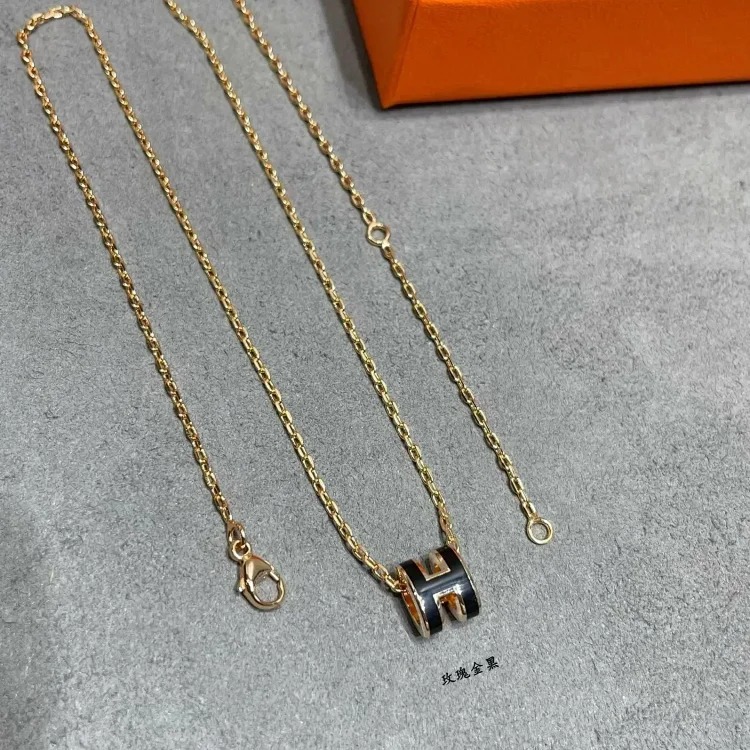ZW-1 Decorate your life with jewelry to keep your happiness from fading. (Hrmès) (With gift box packaging) REPspreadsheet.help image 4