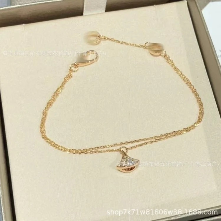 V Jinbaojia small skirt double-layer bracelet fan white mother-of-pearl chalcedony plated 18k rose gold fan-shaped diamond light luxury image 2