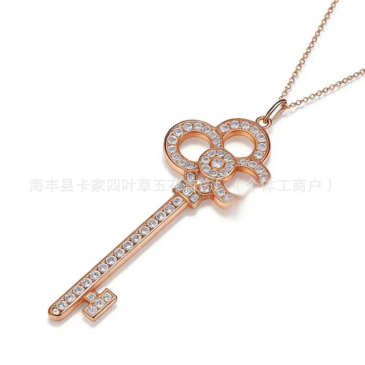 T home key necklace women's high V3.0 gold plated 18k clavicle chain heart crown pendant iris sweater chain autumn and winter image 4