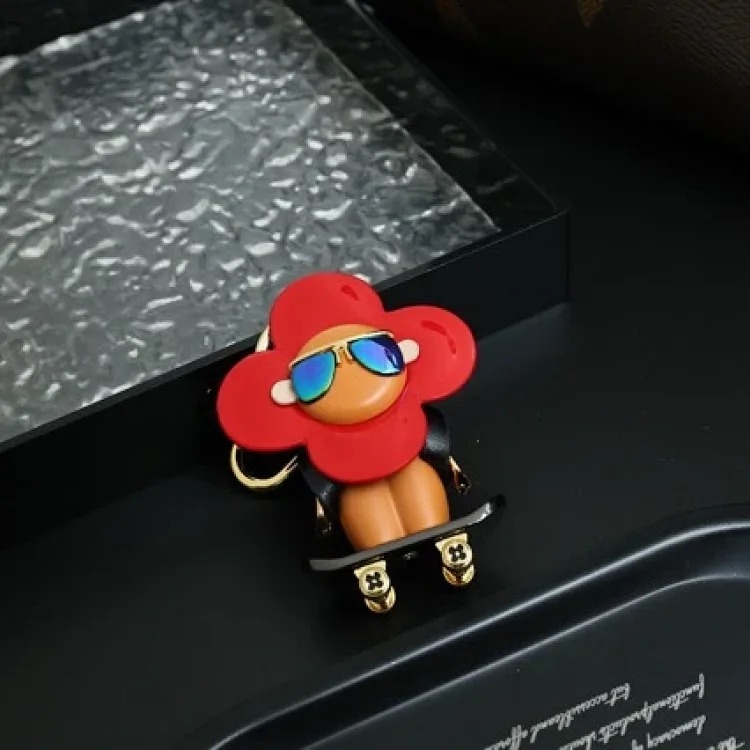 Outdoor anti-theft multifunctional mobile phone lanyard pendant accessories mobile phone chain new bag car key pendant