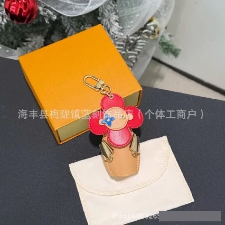 Outdoor anti-theft multifunctional mobile phone lanyard pendant accessories mobile phone chain new bag car key pendant