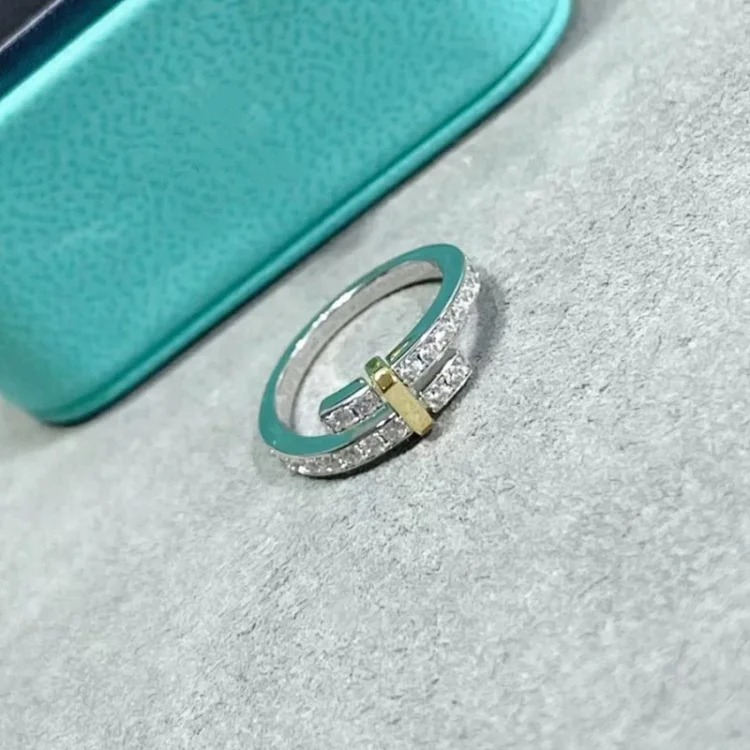 High v gold T family round full diamond color ring women's new Edge wrap-around diamond narrow European and American ring