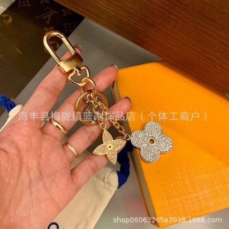 New biscuit shape keychains, various fashionable and simple style bag chains manufacturers dropshipping